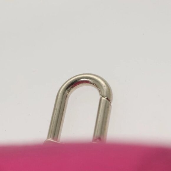 LOUIS VUITTON Taigalama Porte Cles Charm Fuchsia - Picture 12 of 16